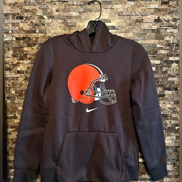 Boys NIKE Dark Brown Dri fit Hoodie with Bold Orange Helmet Graphic 10/12 - Picture 5 of 6